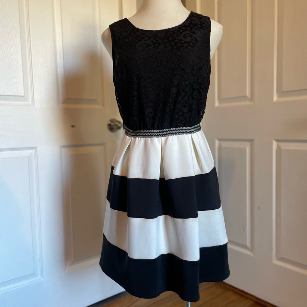 Elegant Black and White Midi Dress size 18